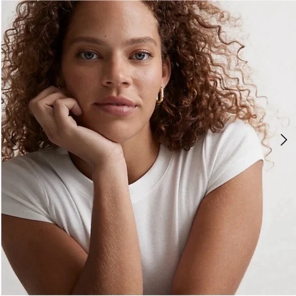 NWOT Cosmo Gold Plated Huggie Earrings - Picture 2 of 5